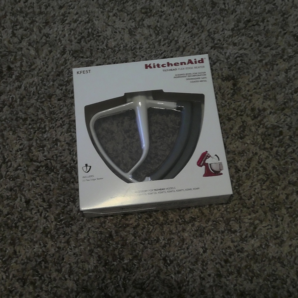 NEW Kitchen Aid TILT-HEAD FLEX EDGE BEATER - KFE5T